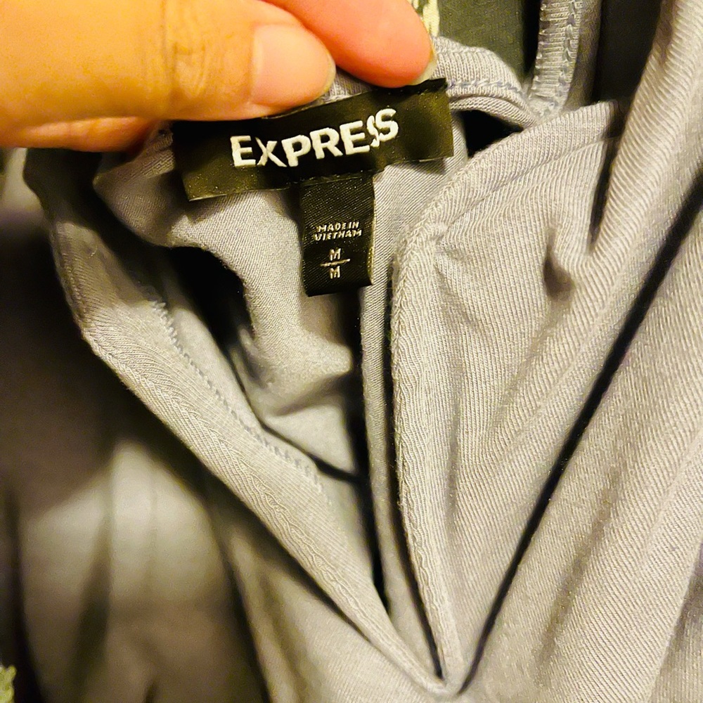 EXPRESS Top - Picture 2 of 2